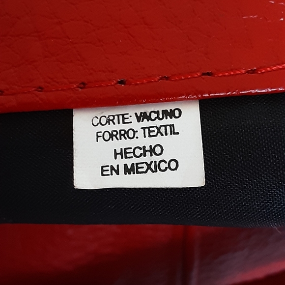 Imported Red Pebbled Leather Shoulder Bag by "XY Paris" - Picture 11 of 13